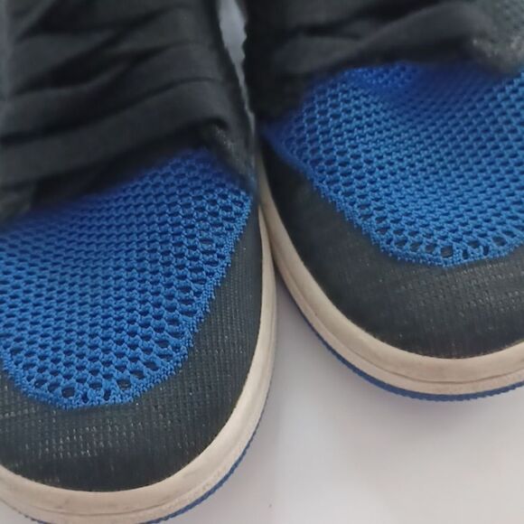 Nike High-Top Sneakers in Black and Blue - Picture 13 of 13
